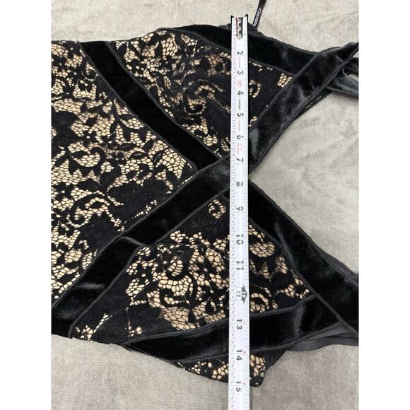 NWT Tadashi Shoji Coco Dress Velvet Lace Black Nude Halter Sheath Sz 0 - Picture 8 of 12